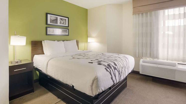 Sleep Inn Tanglewood Room