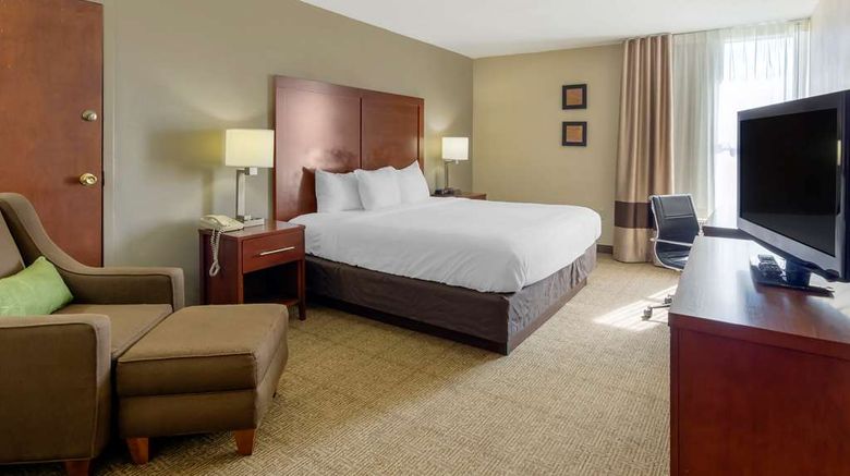 <b>Comfort Inn Blacksburg Room</b>. Images powered by <a href="https://iceportal.shijigroup.com/" title="IcePortal" target="_blank">IcePortal</a>.