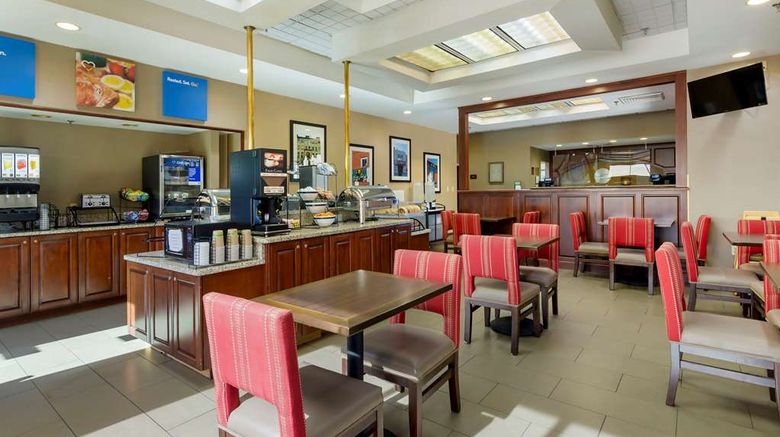 <b>Comfort Inn Blacksburg Restaurant</b>. Images powered by <a href="https://iceportal.shijigroup.com/" title="IcePortal" target="_blank">IcePortal</a>.