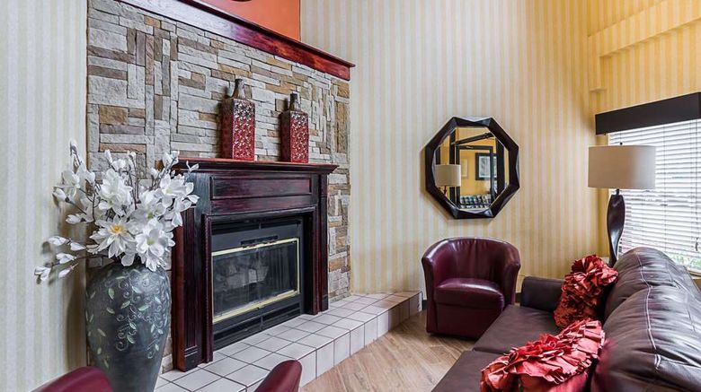<b>Quality Inn Altavista Lobby</b>. Images powered by <a href="https://iceportal.shijigroup.com/" title="IcePortal" target="_blank">IcePortal</a>.