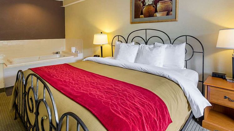 Quality Inn Altavista Suite