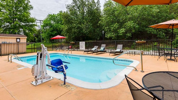 Quality Inn Altavista Pool