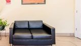 Econo Lodge Lobby
