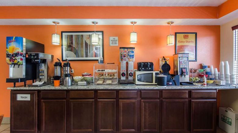 <b>Econo Lodge Restaurant</b>. Images powered by <a href="https://iceportal.shijigroup.com/" title="IcePortal" target="_blank">IcePortal</a>.
