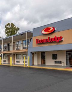 Econo Lodge North