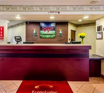Econo Lodge Christiansburg-Blacksburg I-81 Lobby