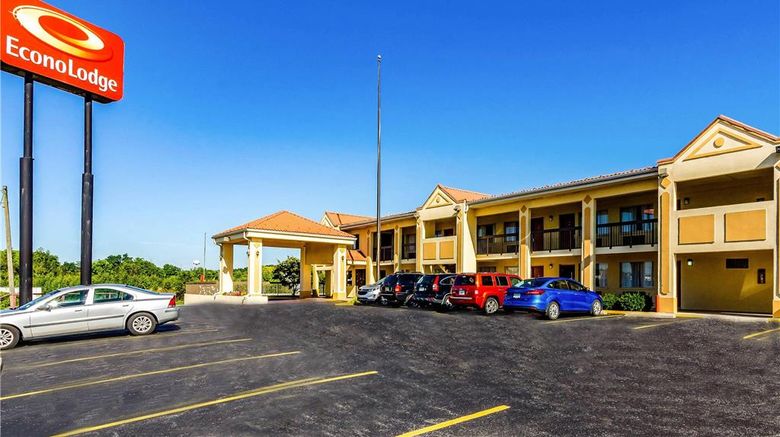 <b>Econo Lodge Christiansburg-Blacksburg I-81 Exterior</b>. Images powered by <a href="https://iceportal.shijigroup.com/" title="IcePortal" target="_blank">IcePortal</a>.
