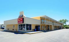 Econo Lodge Airport