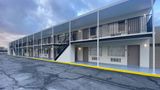 Econo Lodge Airport Exterior