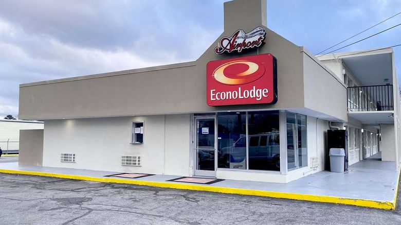 <b>Econo Lodge Airport Exterior</b>. Images powered by <a href="https://iceportal.shijigroup.com/" title="IcePortal" target="_blank">IcePortal</a>.