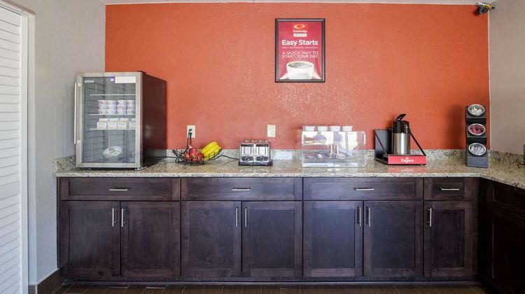 Econo Lodge Airport Restaurant