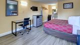 Econo Lodge at Military Circle Room