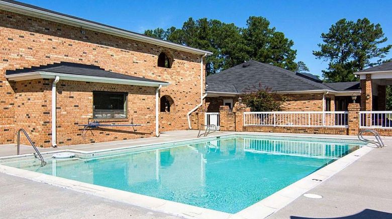 <b>Quality Inn Petersburg Fort Lee Area Pool</b>. Images powered by <a href="https://iceportal.shijigroup.com/" title="IcePortal" target="_blank">IcePortal</a>.