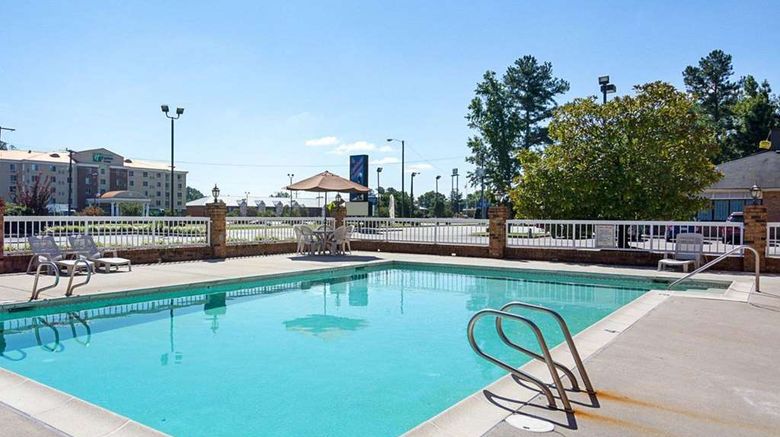 <b>Quality Inn Petersburg Fort Lee Area Pool</b>. Images powered by <a href="https://iceportal.shijigroup.com/" title="IcePortal" target="_blank">IcePortal</a>.