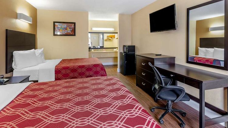 Econo Lodge Civic Center Room