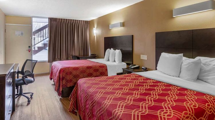 Econo Lodge Civic Center Room