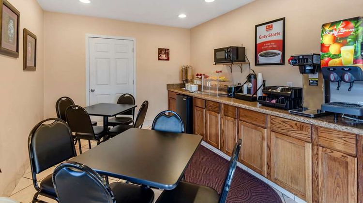 Econo Lodge Civic Center Restaurant
