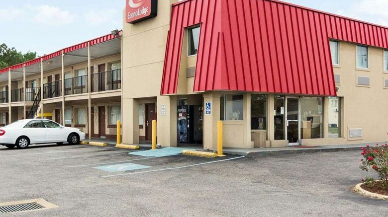 <b>Econo Lodge Town Center Exterior</b>. Images powered by <a href="https://iceportal.shijigroup.com/" title="IcePortal" target="_blank">IcePortal</a>.