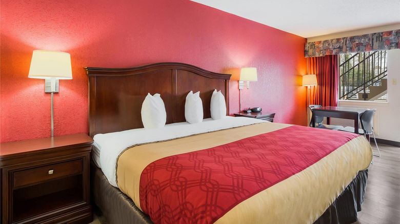 <b>Econo Lodge Williamsburg Historic Area Room</b>. Images powered by <a href="https://iceportal.shijigroup.com/" title="IcePortal" target="_blank">IcePortal</a>.