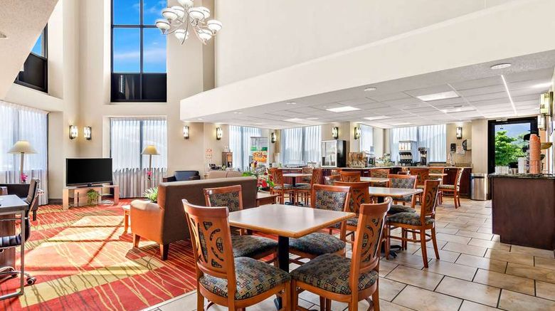 <b>Quality Inn Salem Restaurant</b>. Images powered by <a href="https://iceportal.shijigroup.com/" title="IcePortal" target="_blank">IcePortal</a>.