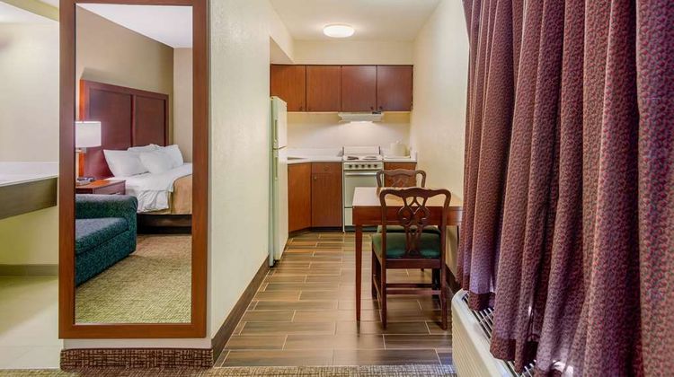 Quality Inn Olde Town Room