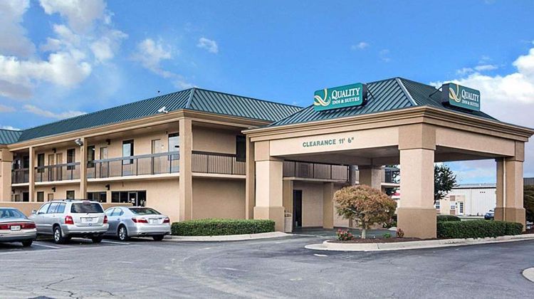 Quality Inn & Suites Franklin Exterior