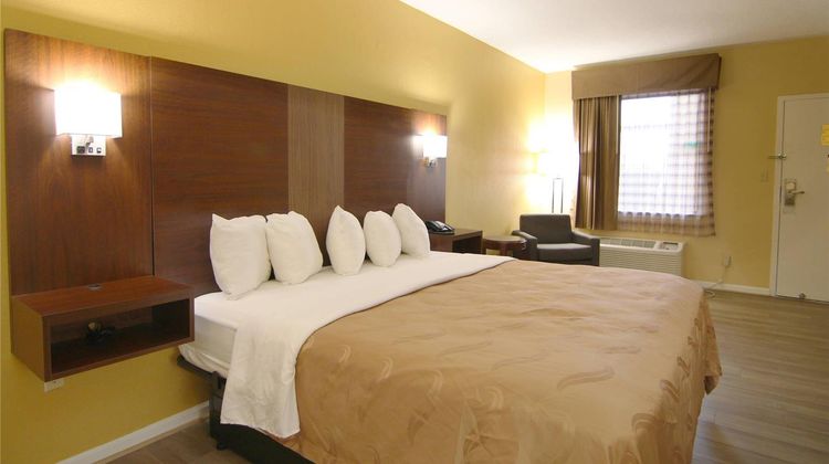 Quality Inn & Suites Franklin Room