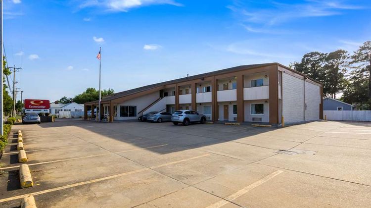 Econo Lodge Exterior