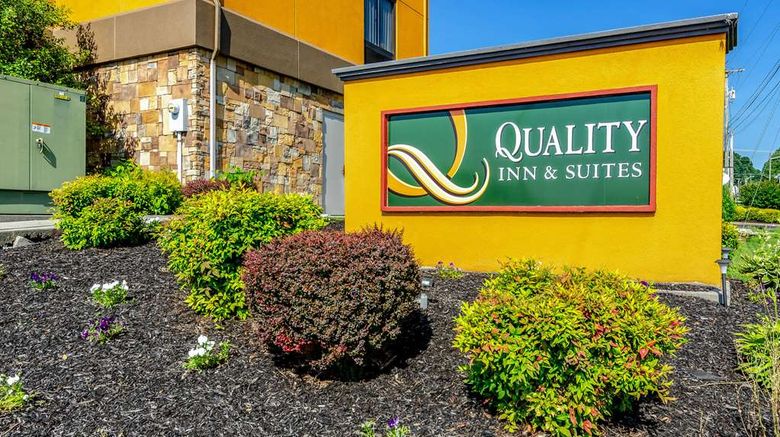 <b>Quality Inn & Suites Exterior</b>. Images powered by <a href="https://iceportal.shijigroup.com/" title="IcePortal" target="_blank">IcePortal</a>.