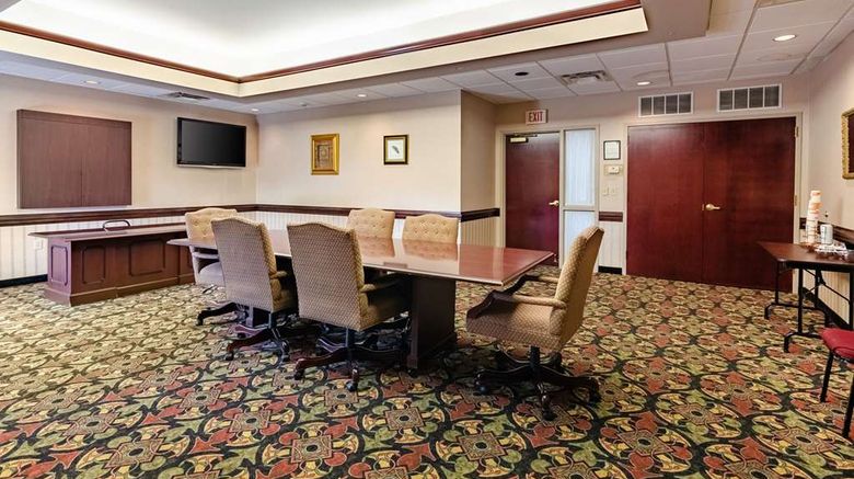 <b>Quality Inn & Suites Meeting</b>. Images powered by <a href="https://iceportal.shijigroup.com/" title="IcePortal" target="_blank">IcePortal</a>.