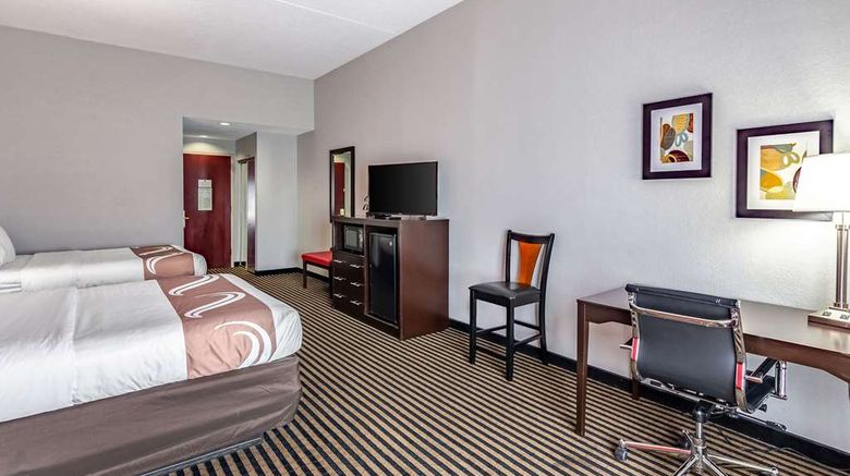 <b>Quality Inn & Suites Room</b>. Images powered by <a href="https://iceportal.shijigroup.com/" title="IcePortal" target="_blank">IcePortal</a>.
