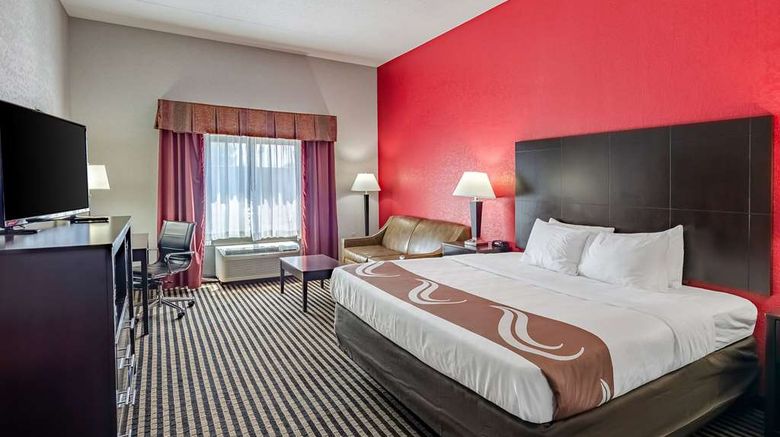 <b>Quality Inn & Suites Room</b>. Images powered by <a href="https://iceportal.shijigroup.com/" title="IcePortal" target="_blank">IcePortal</a>.