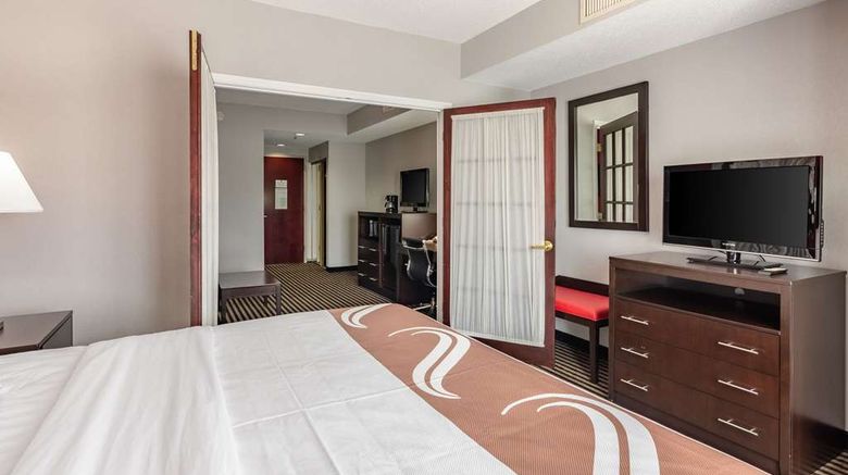 <b>Quality Inn & Suites Suite</b>. Images powered by <a href="https://iceportal.shijigroup.com/" title="IcePortal" target="_blank">IcePortal</a>.