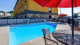 Quality Inn & Suites Pool