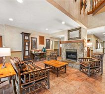 Quality Inn & Suites Big Stone Gap Lobby