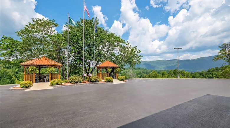 <b>Quality Inn & Suites Big Stone Gap Exterior</b>. Images powered by <a href="https://iceportal.shijigroup.com/" title="IcePortal" target="_blank">IcePortal</a>.