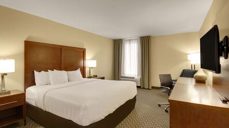 Comfort Inn Airport Room