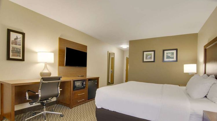 Comfort Inn Airport Room