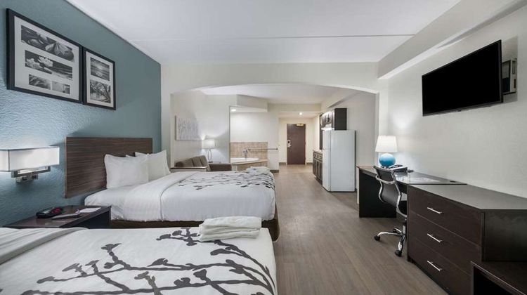 Sleep Inn & Suites Suite