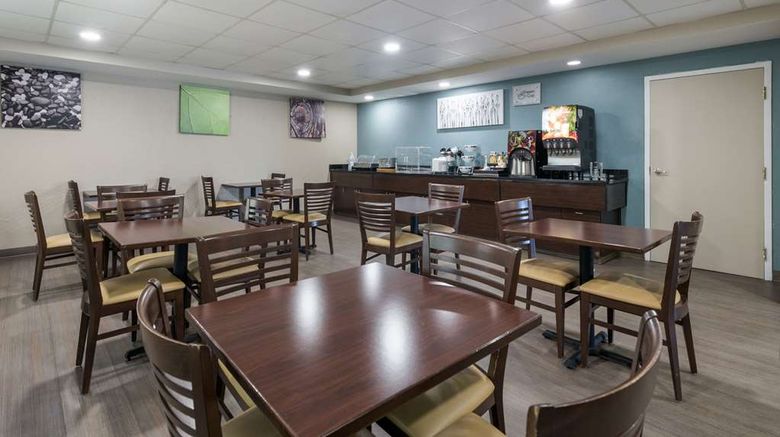 <b>Sleep Inn & Suites Restaurant</b>. Images powered by <a href="https://iceportal.shijigroup.com/" title="IcePortal" target="_blank">IcePortal</a>.