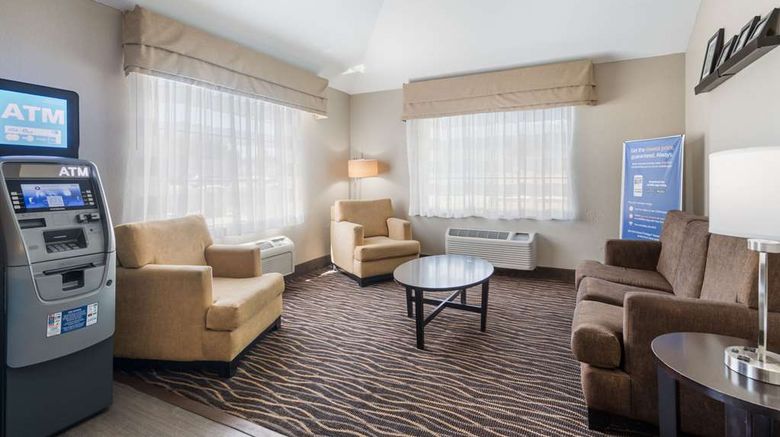 <b>Sleep Inn & Suites Lobby</b>. Images powered by <a href="https://iceportal.shijigroup.com/" title="IcePortal" target="_blank">IcePortal</a>.