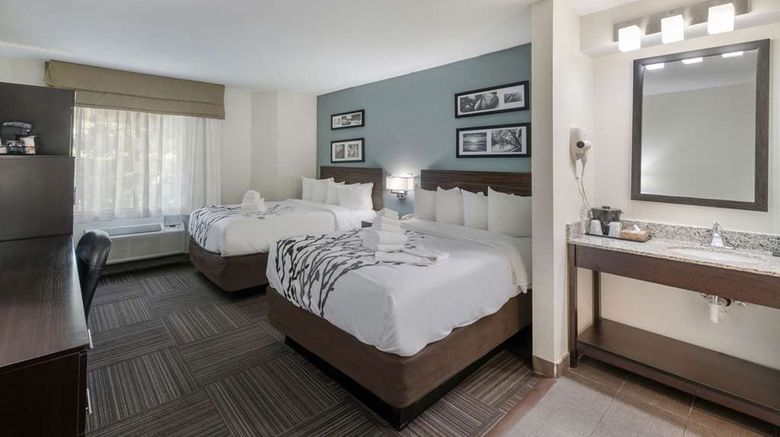<b>Sleep Inn & Suites Room</b>. Images powered by <a href="https://iceportal.shijigroup.com/" title="IcePortal" target="_blank">IcePortal</a>.