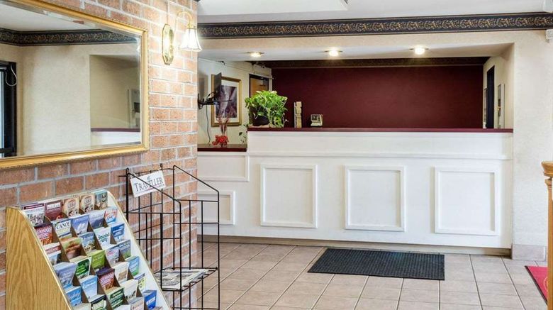<b>Econo Lodge Hopewell Near Fort Lee I-295 Lobby</b>. Images powered by <a href="https://iceportal.shijigroup.com/" title="IcePortal" target="_blank">IcePortal</a>.