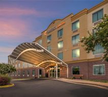 Comfort Suites Manassas Exterior