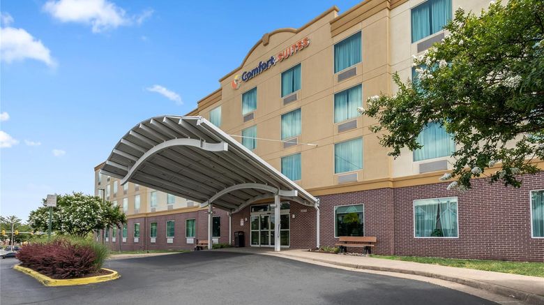 Comfort Suites Manassas Exterior. Images powered by <a href="https://iceportal.shijigroup.com" target="_blank" rel="noopener">Ice Portal</a>.