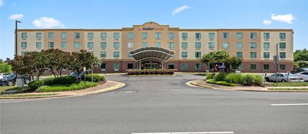 Comfort Suites Manassas Exterior