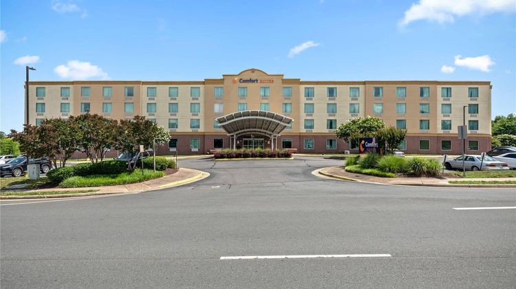 Comfort Suites Manassas Exterior