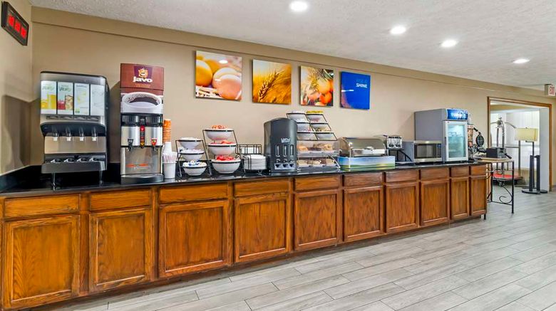<b>Comfort Inn Restaurant</b>. Images powered by <a href="https://iceportal.shijigroup.com/" title="IcePortal" target="_blank">IcePortal</a>.