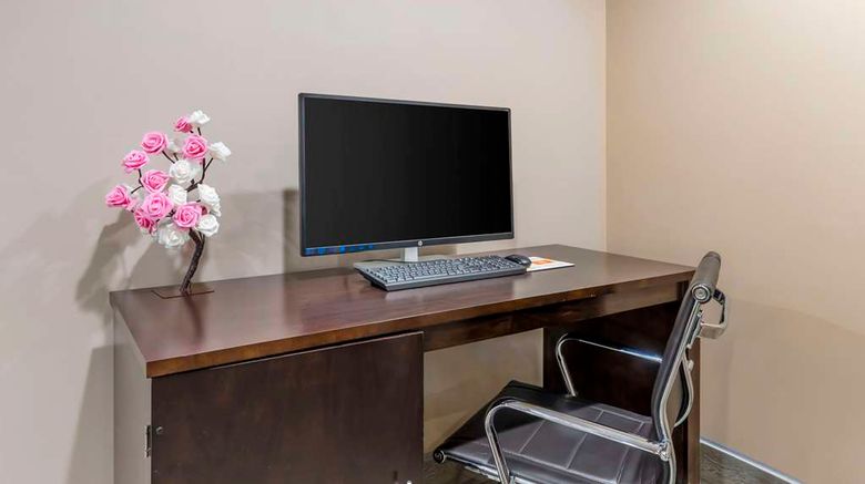 <b>Comfort Inn Other</b>. Images powered by <a href="https://iceportal.shijigroup.com/" title="IcePortal" target="_blank">IcePortal</a>.