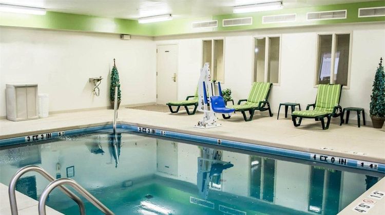 Sleep Inn & Suites Pool